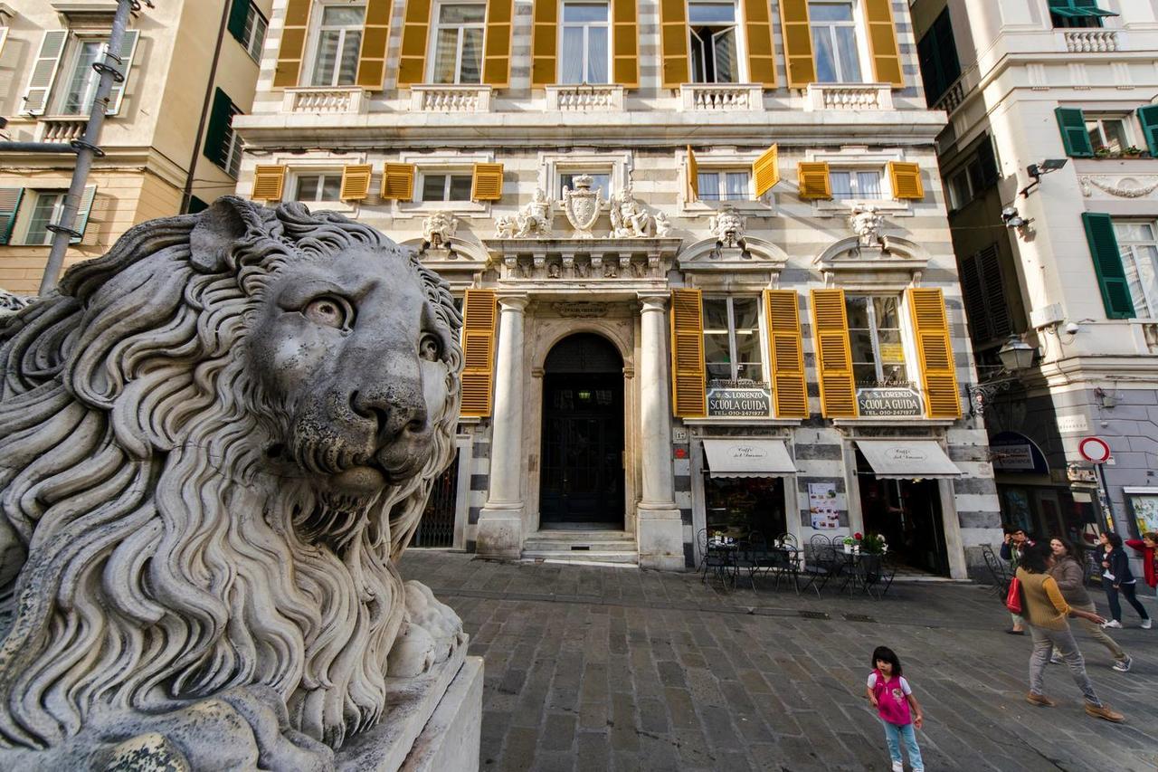 Joivy Colorful Flat For 5 Close To Piazza De Ferrari Genoa Exterior photo